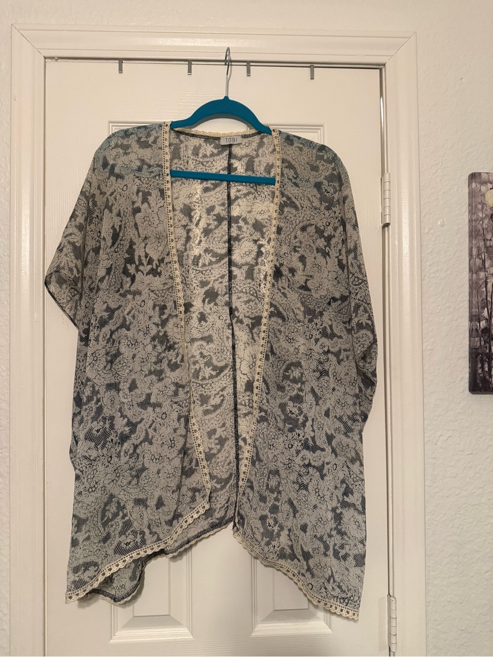 Tobi Gray Paisley Lace-Trim Open Kimono